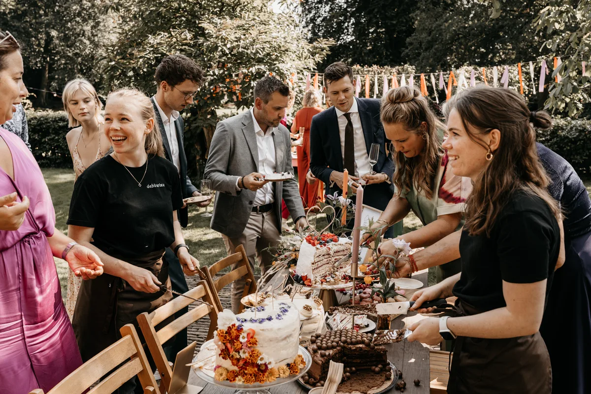 Breed inzetbaar: catering en taartjes op een event